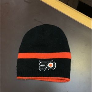 Boys Flyers winter knit hat